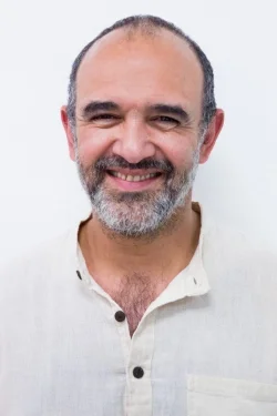 Alex Briseño