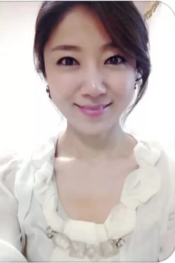 Sa Moon-Young